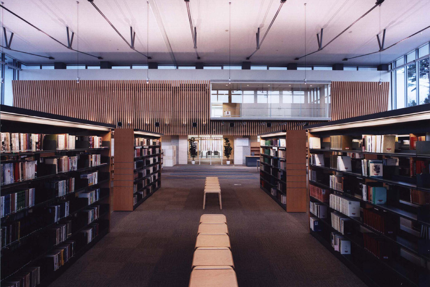 八戸市立南郷図書館